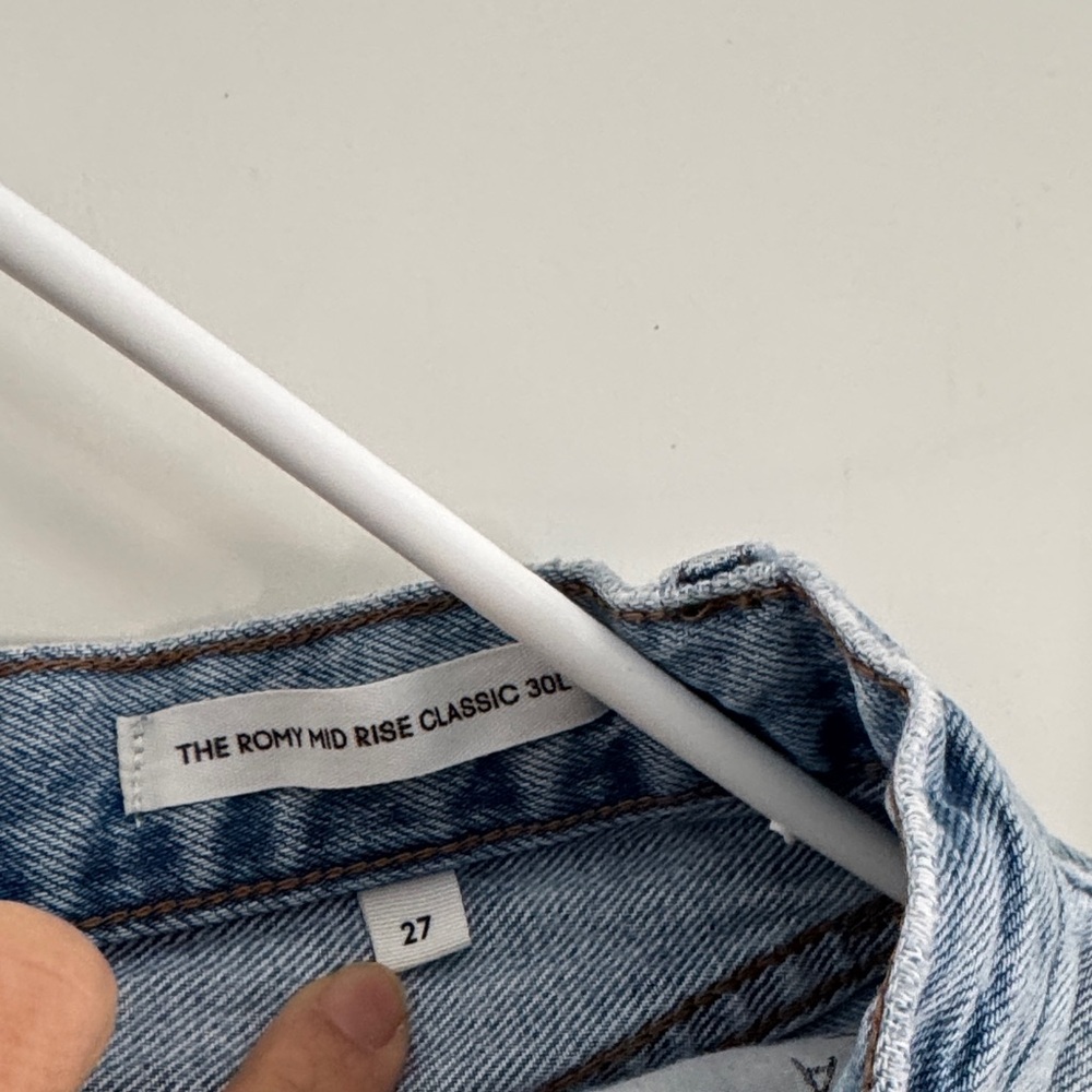 Denim Forum Faded Blue Jeans - Picture 4 of 7